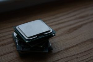 Organic Circuit Personal Electronics: Living Technology Beyond Traditional Computing