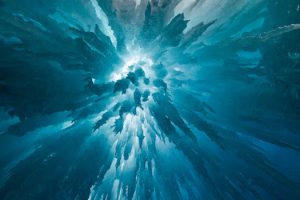 Underwater Kingdoms: Discovering Mysterious Marine Ecosystems