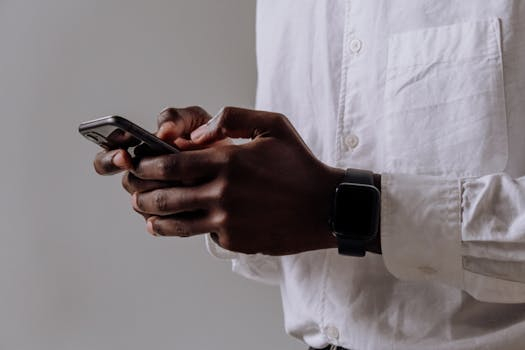 Context-Aware Personal Electronics: Intelligent Situational Responsive Devices