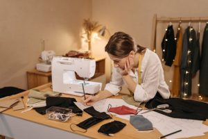 Blockchain Fashion Platforms Ensure Transparent Production Processes