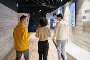 Metaverse Fashion Platforms Connect Global Design Communities