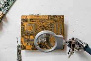 Self-Optimizing Personal Technology: Intelligent Devices Continuously Improving Performance