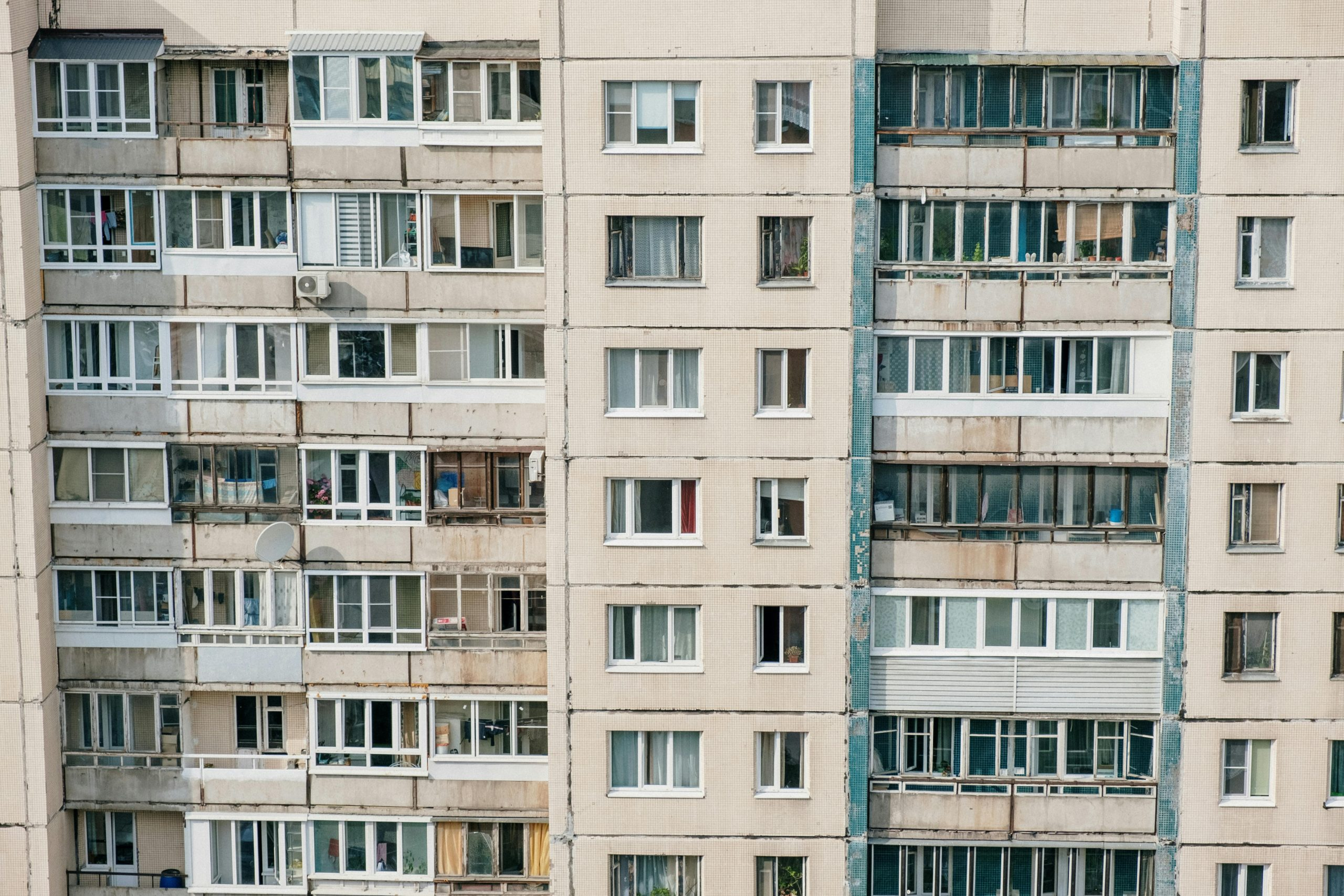 Urban Lofts: Reimagining City Living Spaces