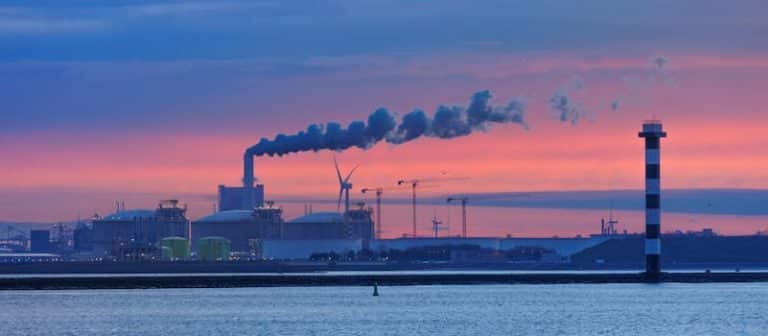 Urban Pollution Detection Smartphones: Real-Time Environmental Quality Monitoring Devices