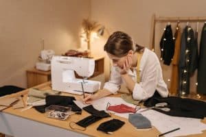 Blockchain Fashion Platforms Ensure Transparent Production Processes