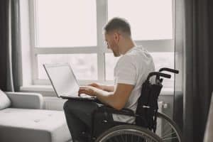 The Symbiont Vehicle: Living Technological Organisms