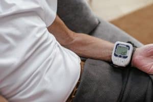 Personalized Medicine Diagnostic Wearables: Intelligent Healthcare Monitoring Technologies