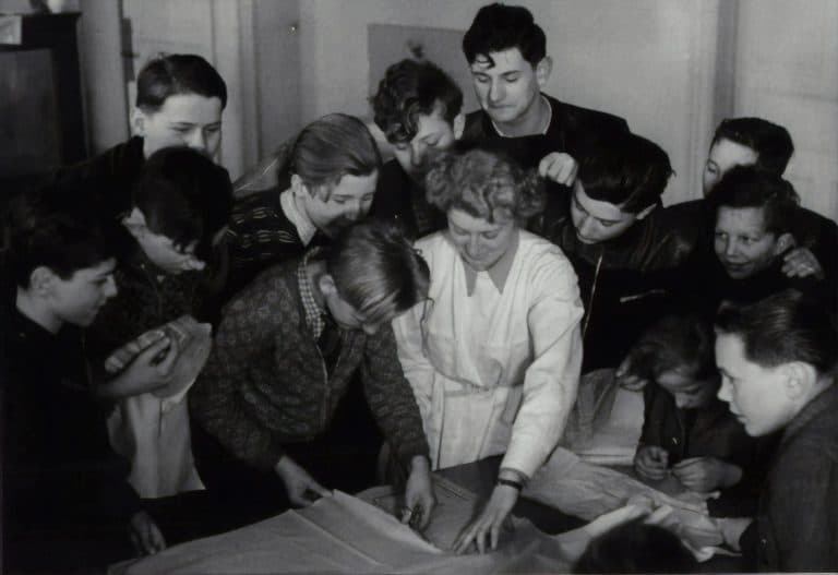 Beyond Traditional Pedagogical Approaches in Modern Education